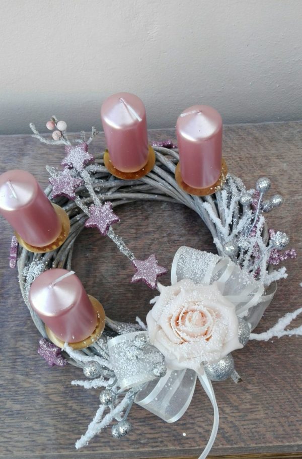 Adventní věnec-růžovošedý
