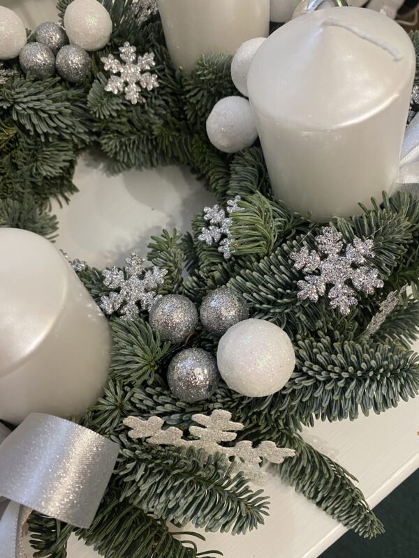 Adventní věnec-bílo šedý - Image 4